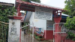 PPDB SD Negeri 19 Manado Dibuka, Sarlota Gratiskan Seragam Putih Merah