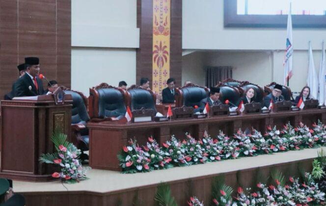 Hadiri Paripurna DPRD Sulut, Gubernur Berkomitmen Jaga Pertumbuhan Ekonomi