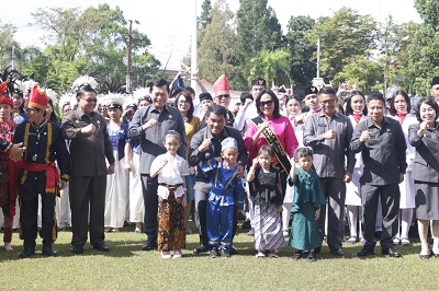 Irup HGN, Gubernur YSK Dorong Guru Terus Berinovasi