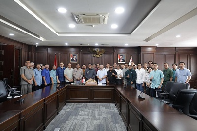 Gubernur YSK Dorong Penjualan Kendaraan Lewat Keringanan BBN-KB