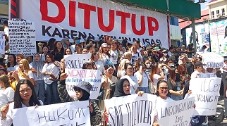 Tolak Kriminalisasi, Manajemen dan Karyawan IT Center Manado Gelar Aksi Damai