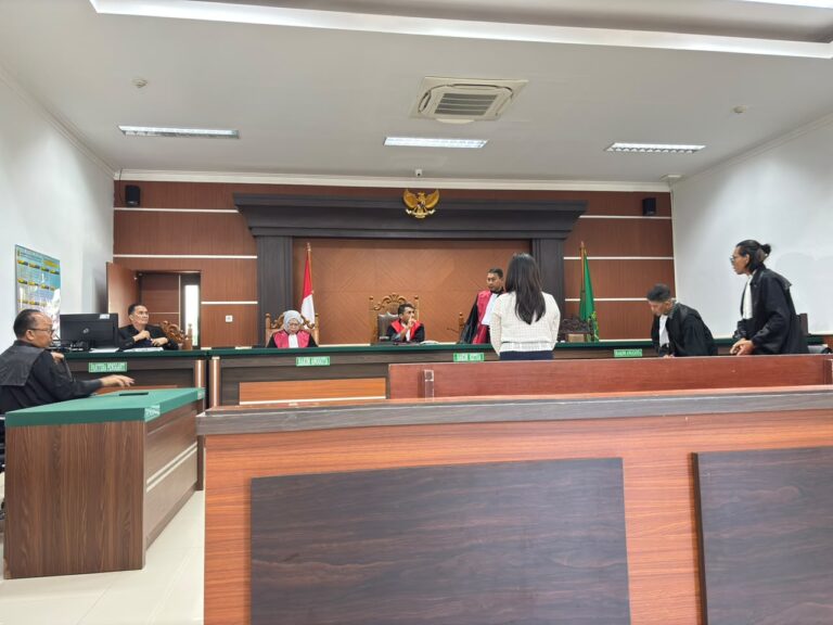 Dakwaan Tidak Cermat, Penasihat Hukum Minta Hakim Hentikan Perkara Titaribka Tambahani