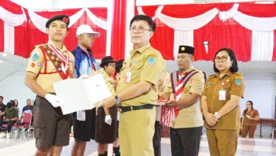 Joune Ganda Lepas Kontingen Minut ke Jambore Nasional