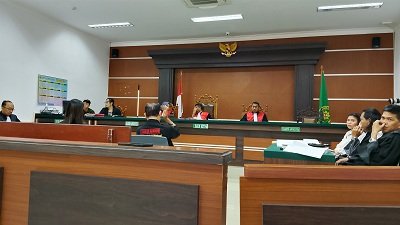 Marcsano: Kesaksian Ria Masinambow, Untungkan Klien Kami